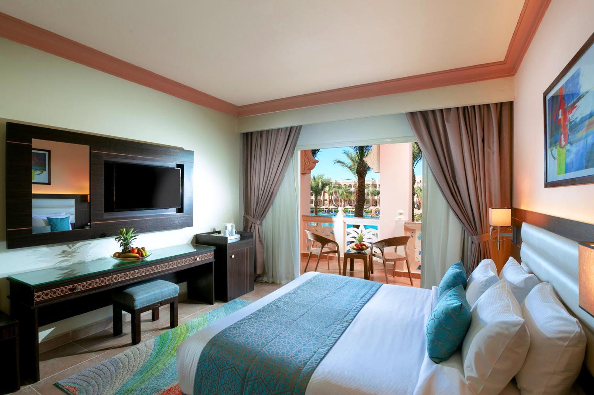 Pickalbatros Palace - Aqua Park Hurghada Exterior photo A room at the hotel